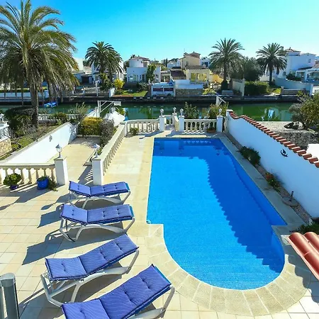 V024 - Ebre Villa Empuriabrava